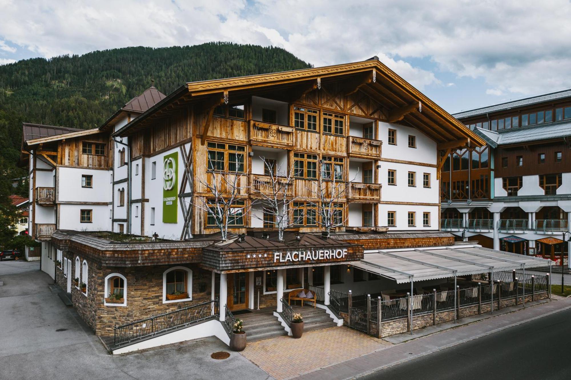 Alpine Wellness Hotel Flachauerhof Exterior photo